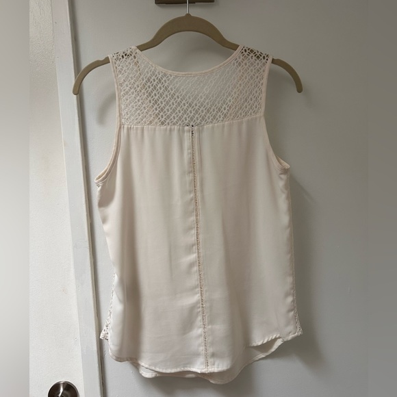 Dynamite white tank top size small - Picture 2 of 2